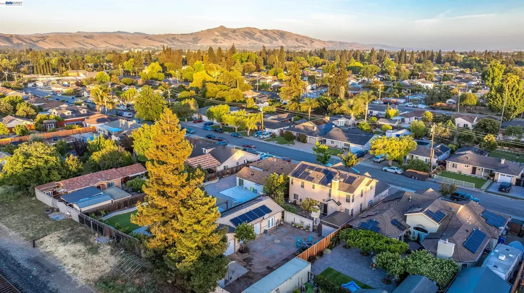 3249 Greenwood Drive Fremont CA 94536