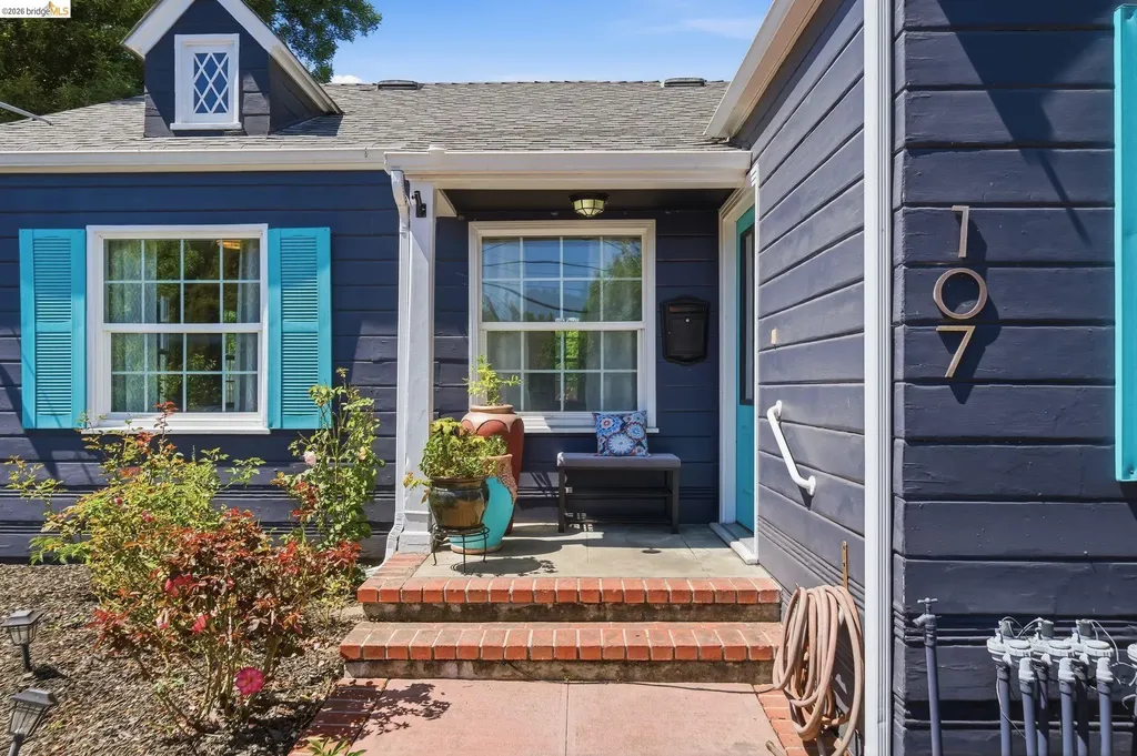 107 Covington Street Oakland CA 94605
