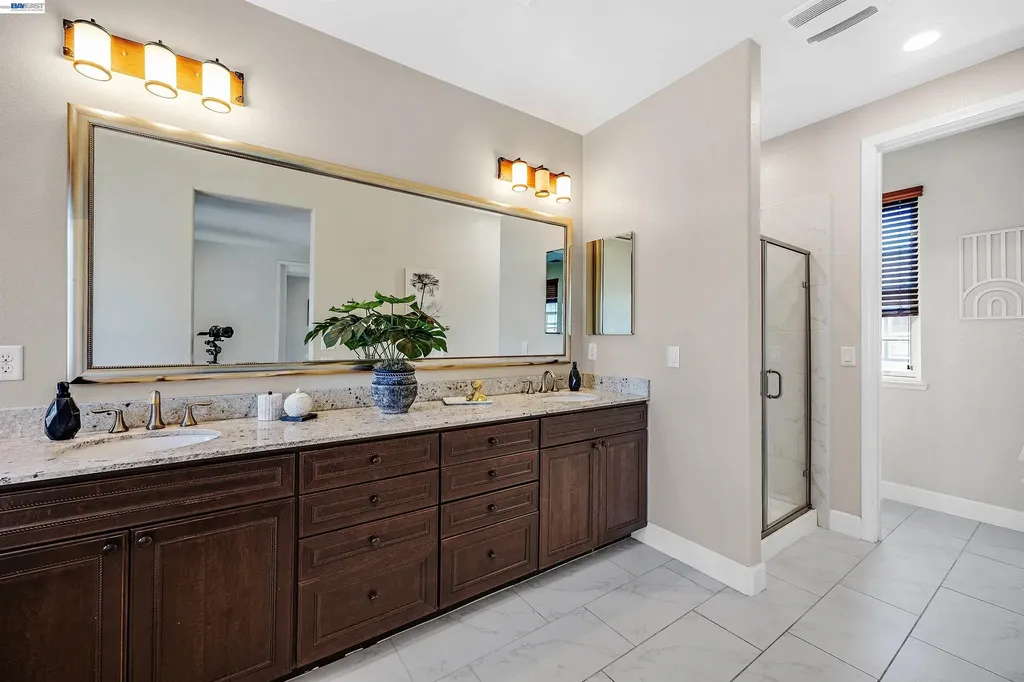 34267 Stable Way Fremont CA 94555