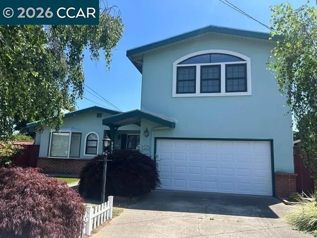 2571 Francis Drive Pinole CA 94564