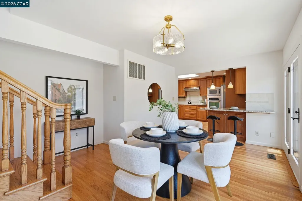 2571 Francis Drive Pinole CA 94564