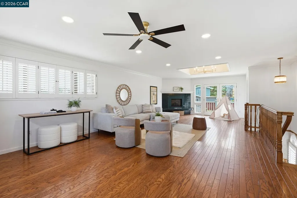 2571 Francis Drive Pinole CA 94564