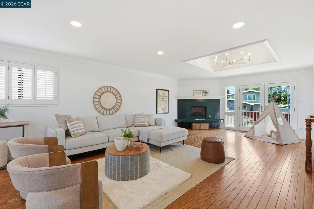 2571 Francis Drive Pinole CA 94564