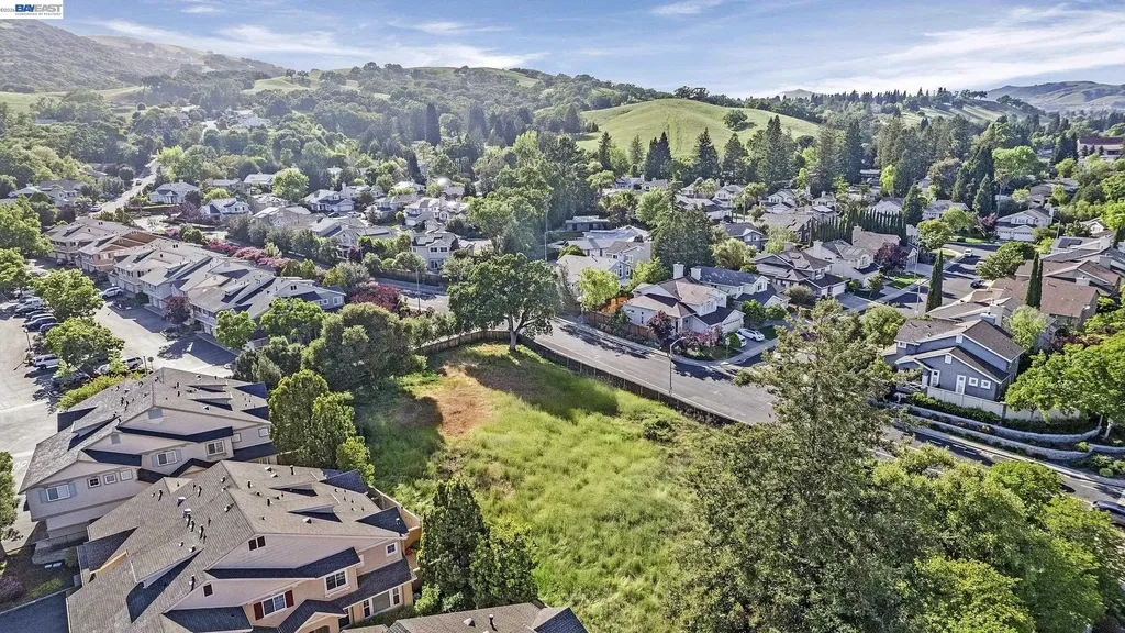 19251 San Ramon Valley Bl San Ramon CA 94583