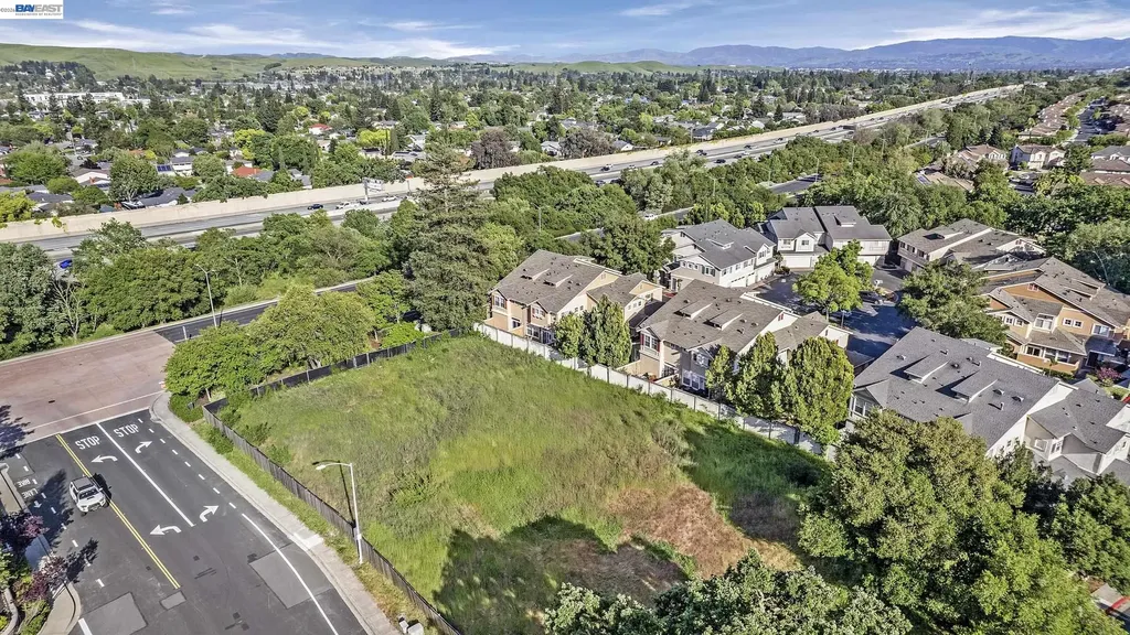 19251 San Ramon Valley Bl San Ramon CA 94583