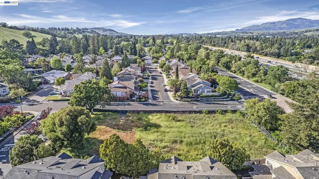 19251 San Ramon Valley Bl San Ramon CA 94583