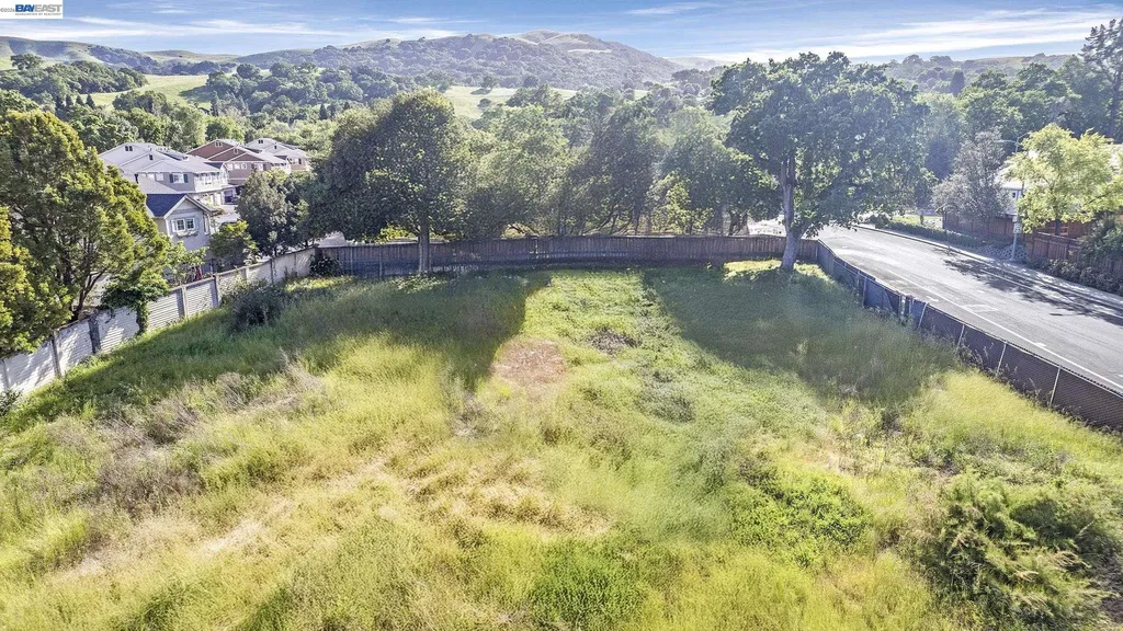 19251 San Ramon Valley Bl San Ramon CA 94583