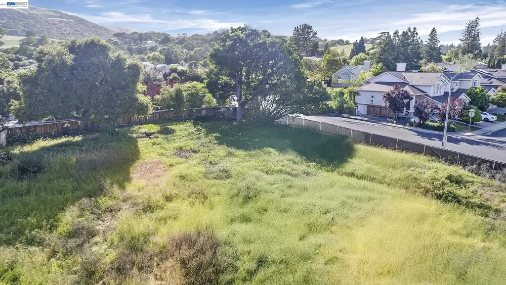 19251 San Ramon Valley Bl San Ramon CA 94583