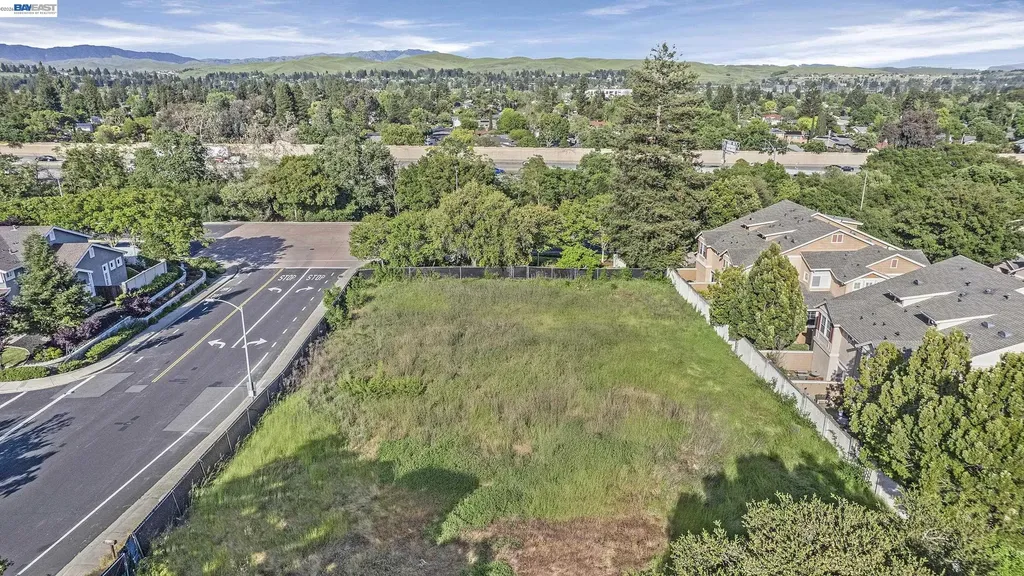 19251 San Ramon Valley Bl San Ramon CA 94583