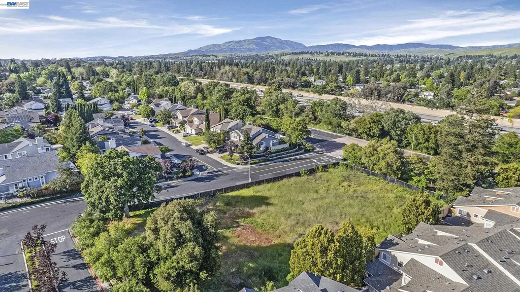 19251 San Ramon Valley Bl San Ramon CA 94583