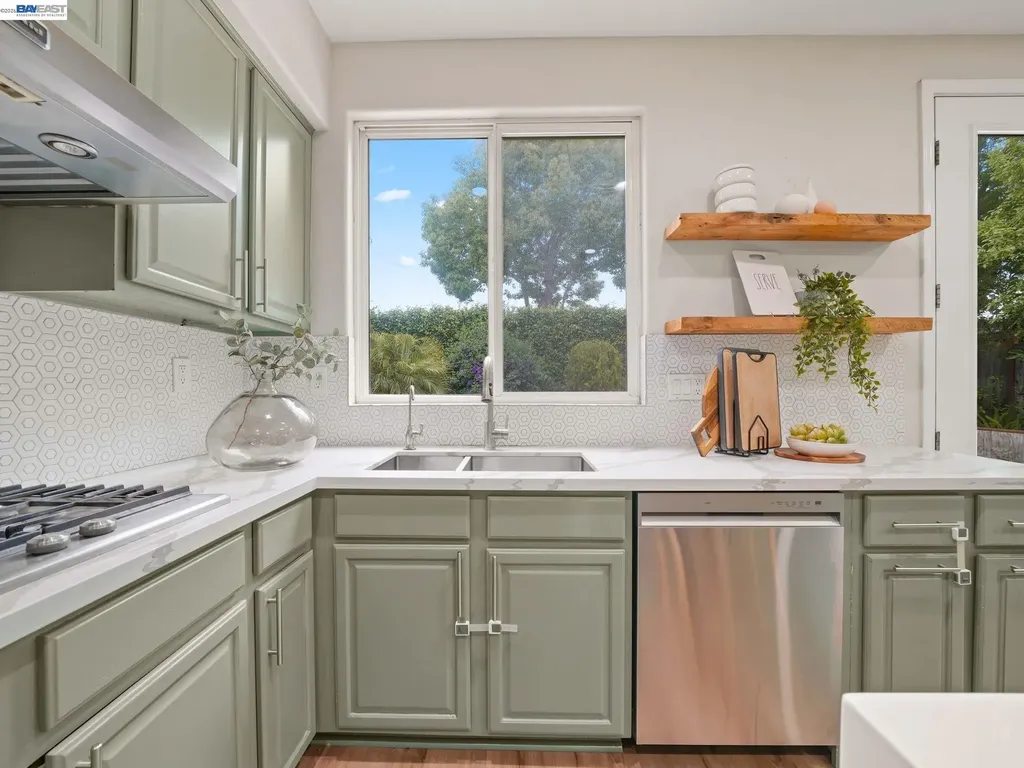 4907 Winterbrook Avenue Dublin CA 94568
