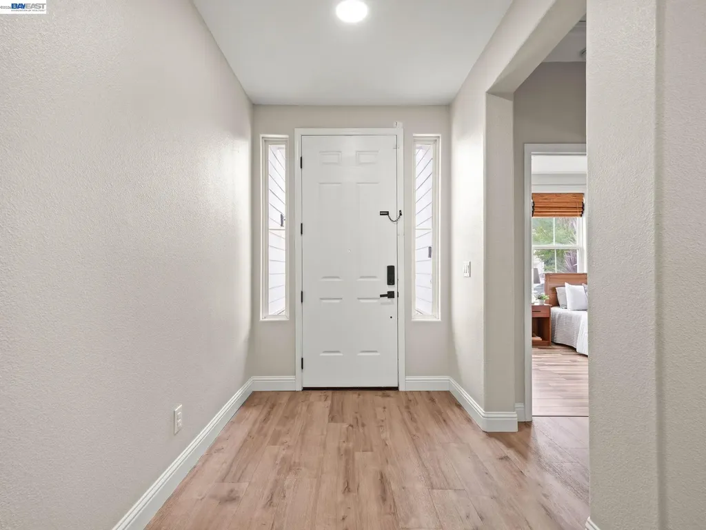 4907 Winterbrook Avenue Dublin CA 94568