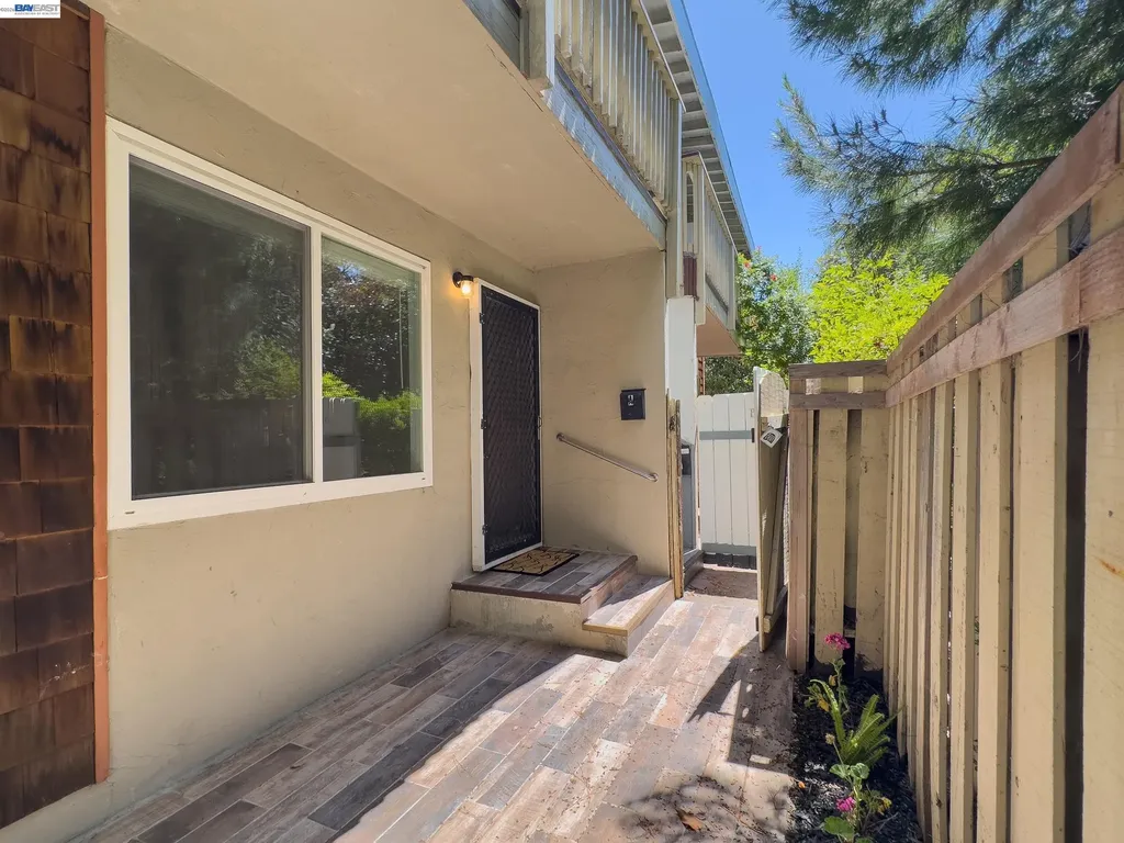 205 Muir Road Martinez CA 94553