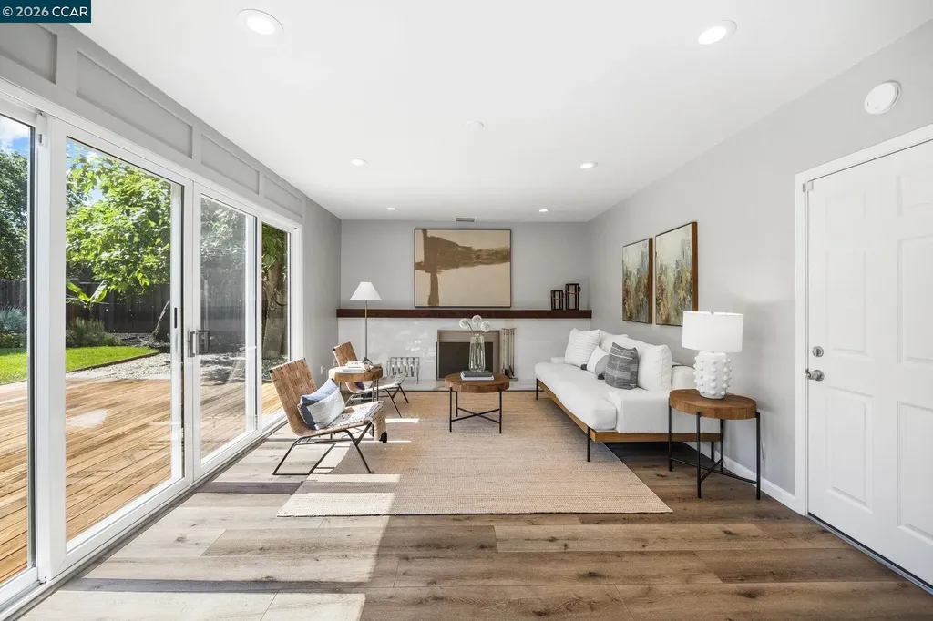1770 Claycord Avenue Concord CA 94521