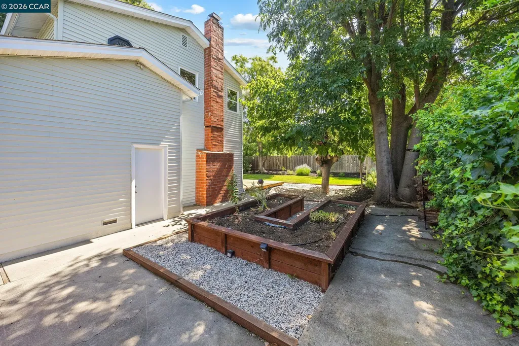 1770 Claycord Avenue Concord CA 94521