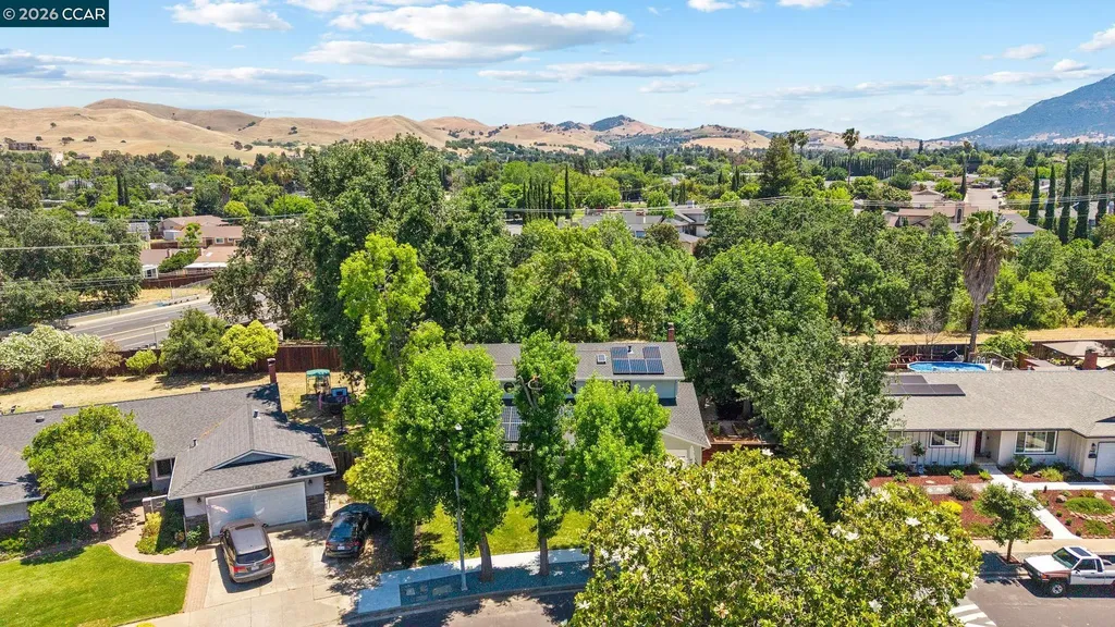 1770 Claycord Avenue Concord CA 94521
