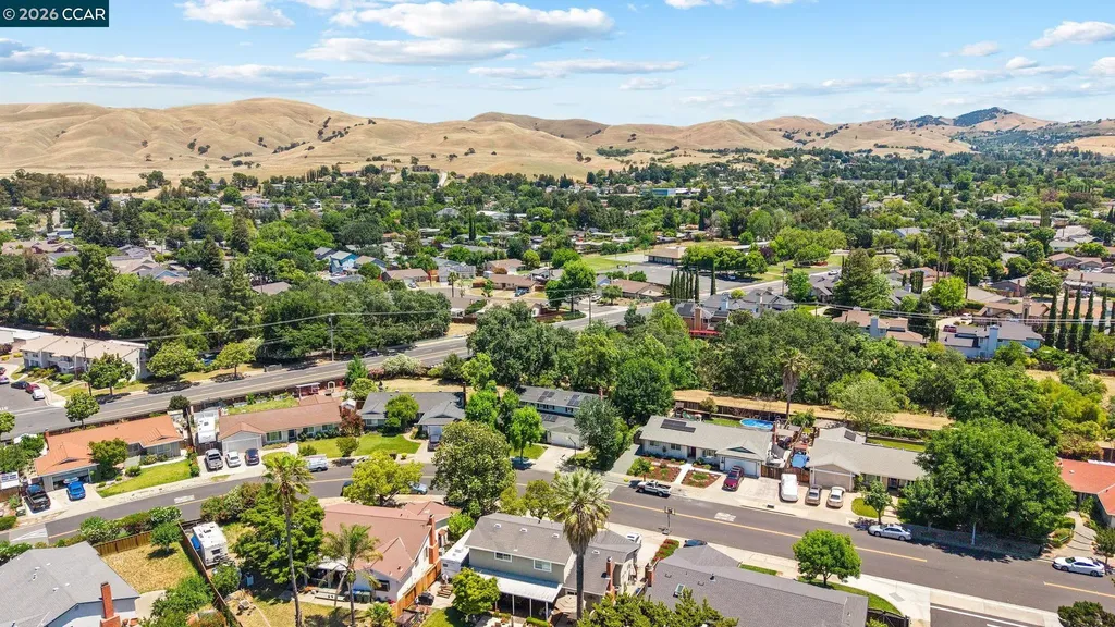 1770 Claycord Avenue Concord CA 94521