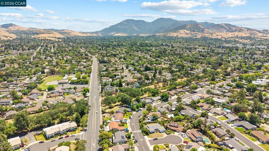 1770 Claycord Avenue Concord CA 94521