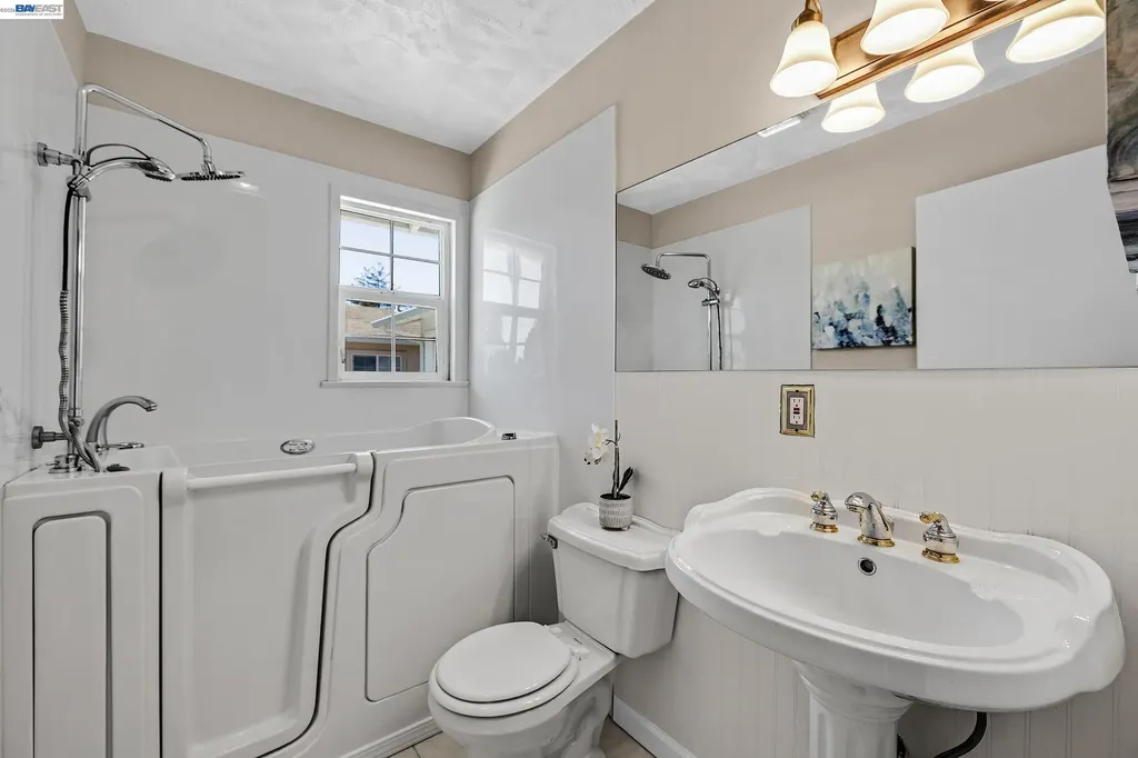 169 Tamarack Drive Union City CA 94587