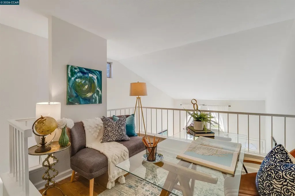 100 Glenwood Hercules CA 94547