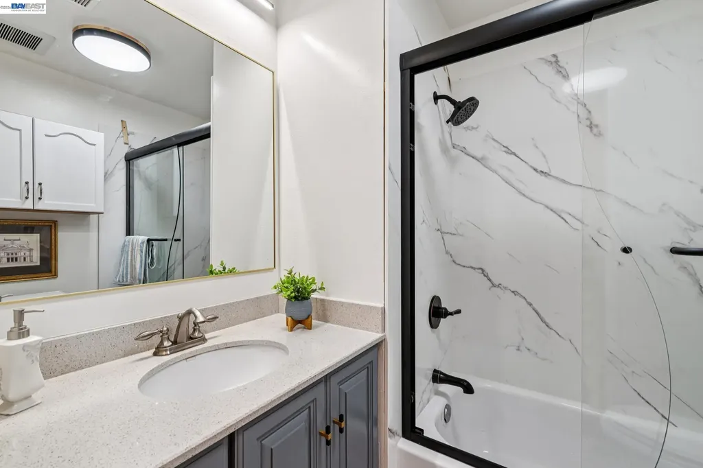 1118 Bismarck Lane Alameda CA 94502