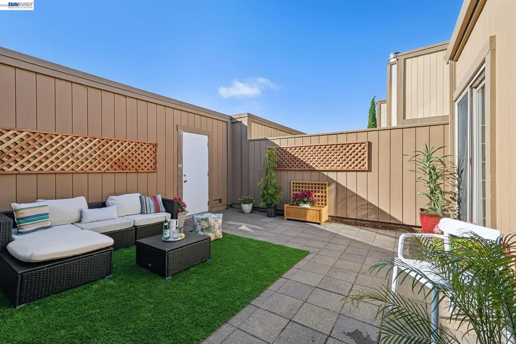1118 Bismarck Lane Alameda CA 94502