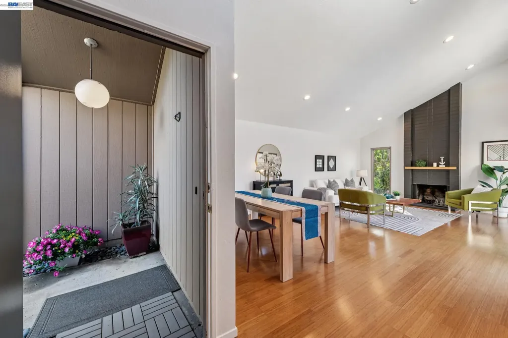 1118 Bismarck Lane Alameda CA 94502
