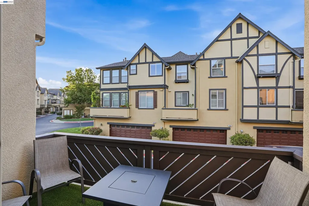 147 Landsdowne Loop San Ramon CA 94582