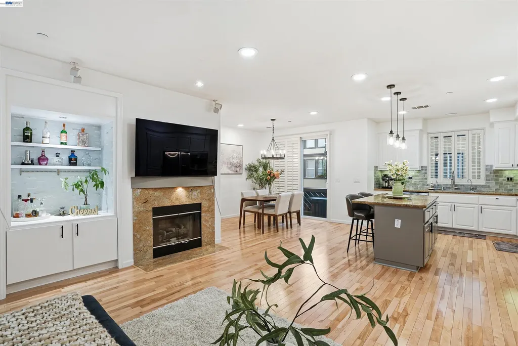 147 Landsdowne Loop San Ramon CA 94582