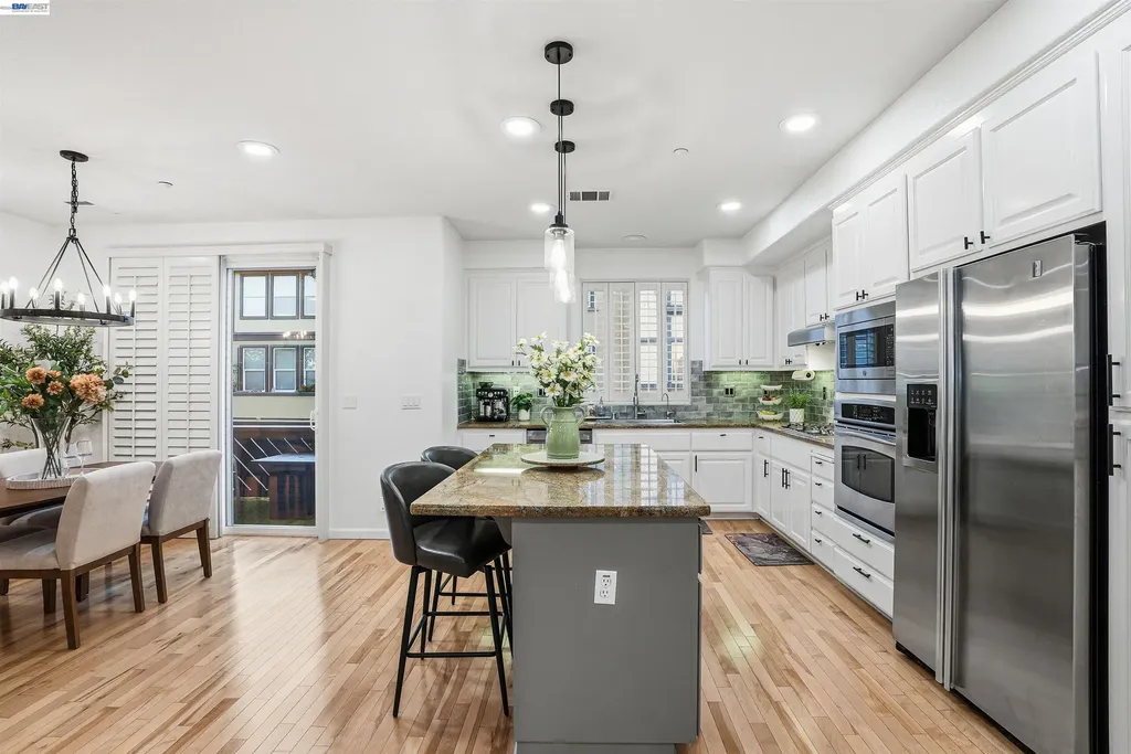 147 Landsdowne Loop San Ramon CA 94582