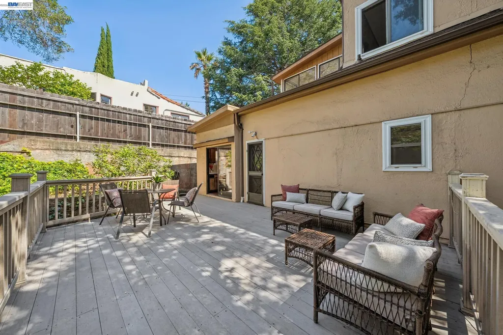 3231 Wisconsin Street Oakland CA 94602