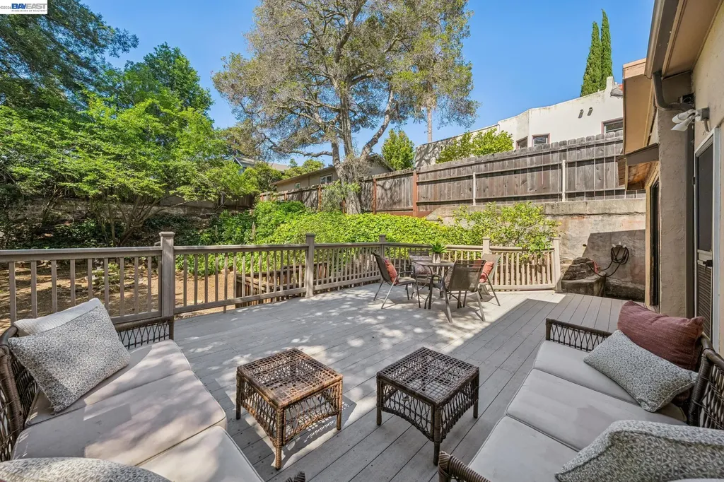 3231 Wisconsin Street Oakland CA 94602