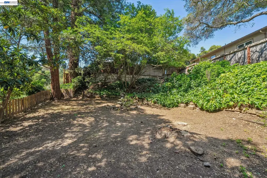 3231 Wisconsin Street Oakland CA 94602