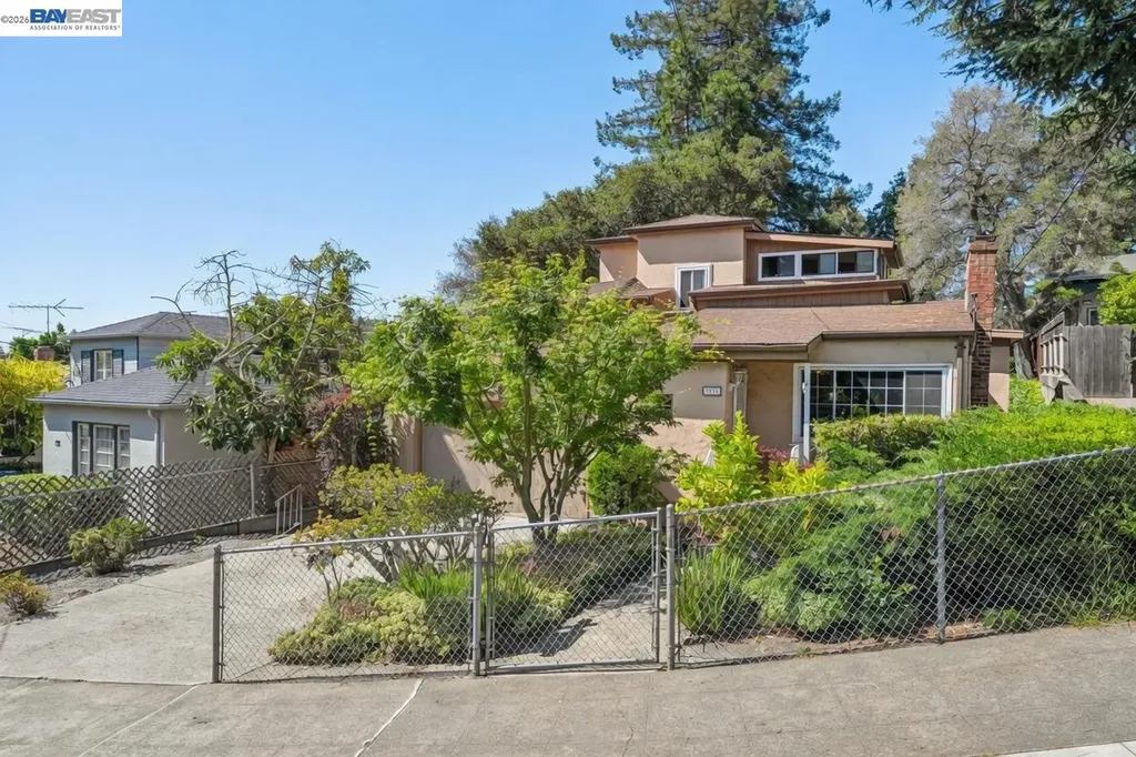 3231 Wisconsin Street Oakland CA 94602