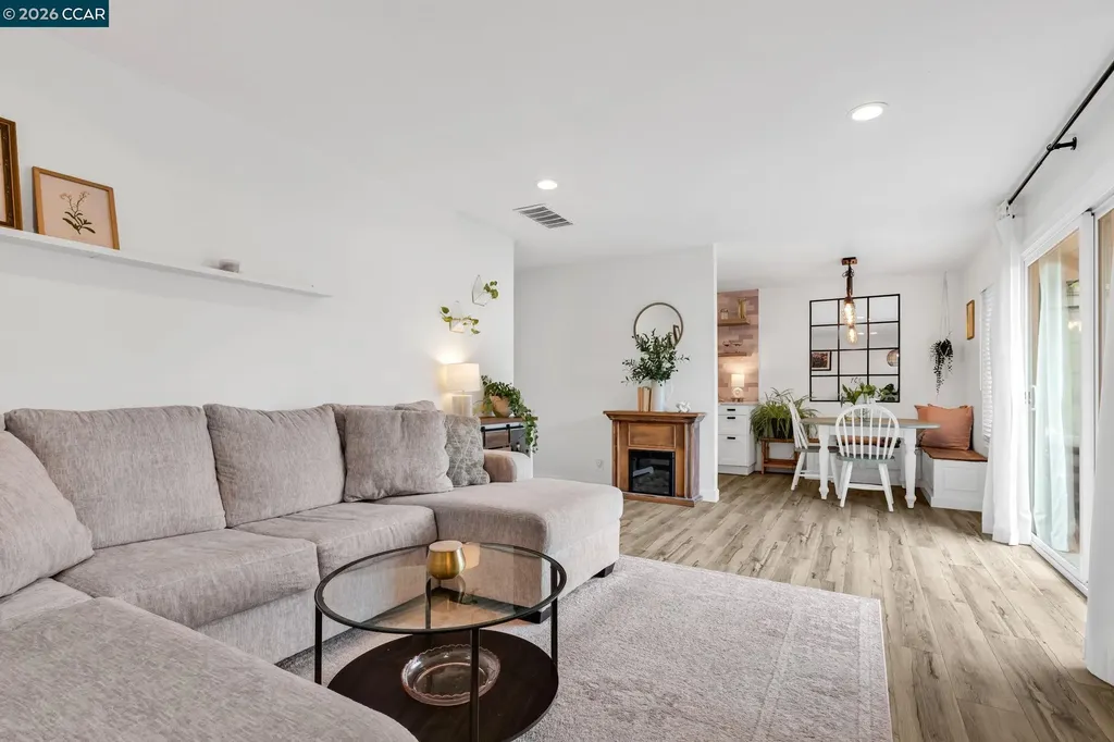 825 Oak Grove Road Concord CA 94518