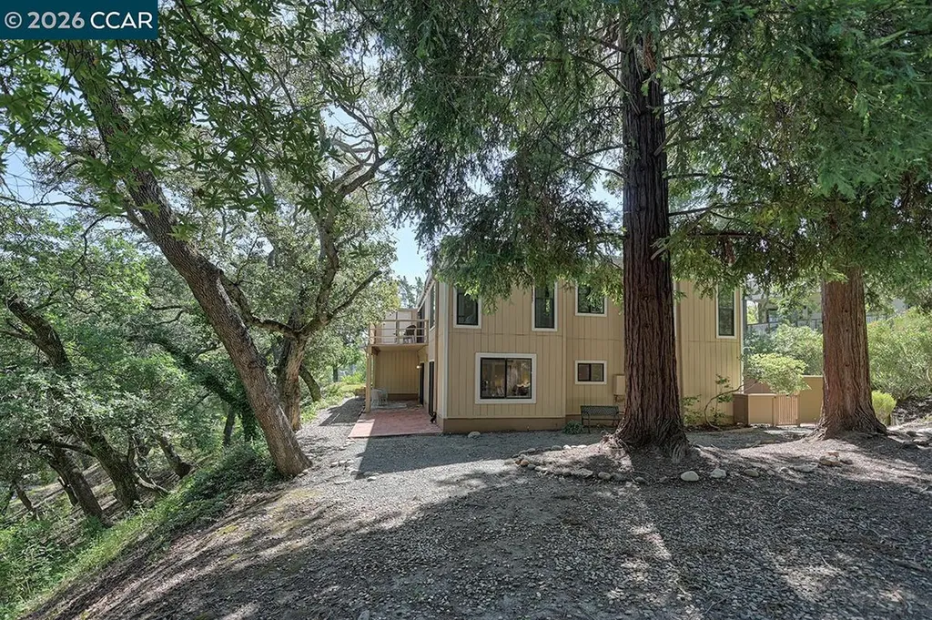 1332 Running Springs Road Walnut Creek CA 94595