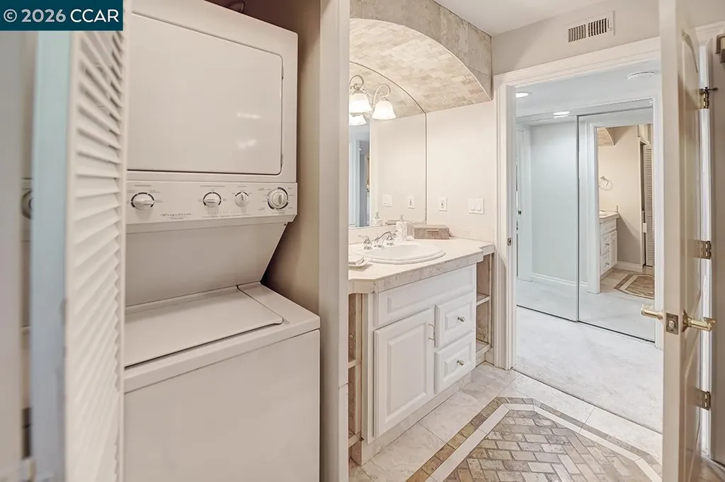 1332 Running Springs Road Walnut Creek CA 94595