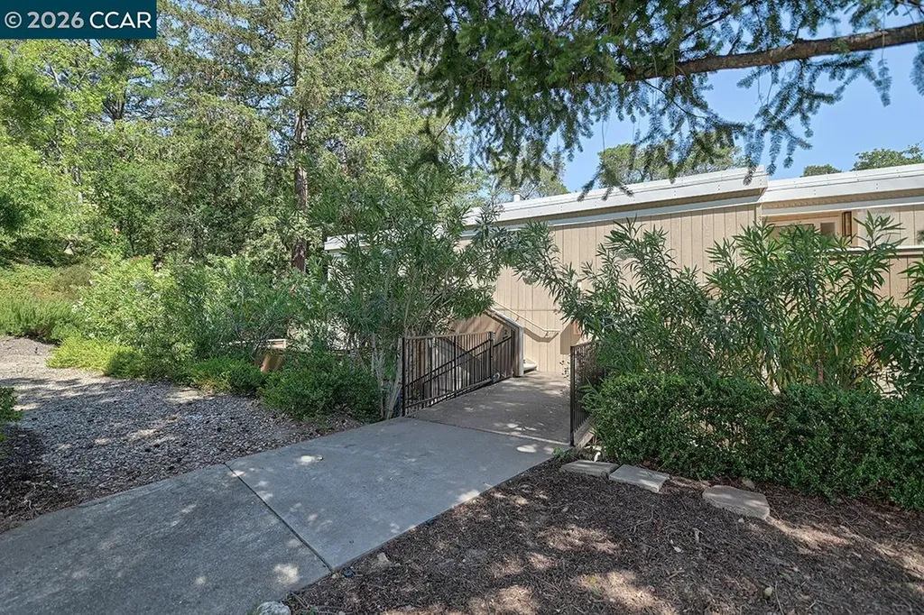 1332 Running Springs Road Walnut Creek CA 94595