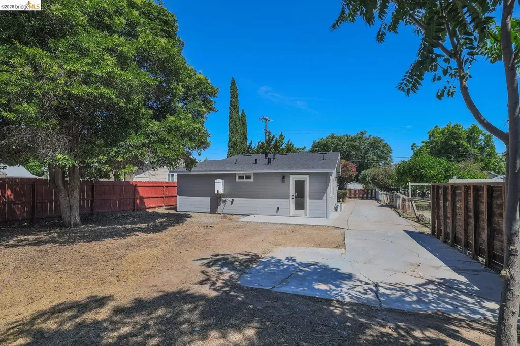 239 Rossi Avenue Antioch CA 94509