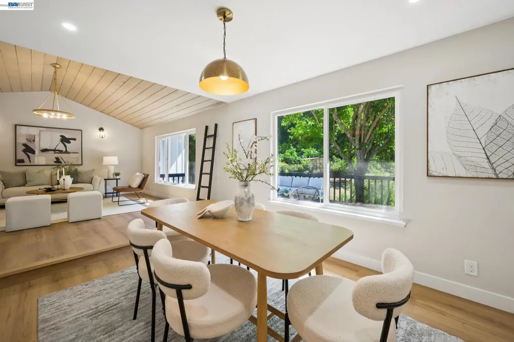 31067 Palomares Road Castro Valley CA 94552