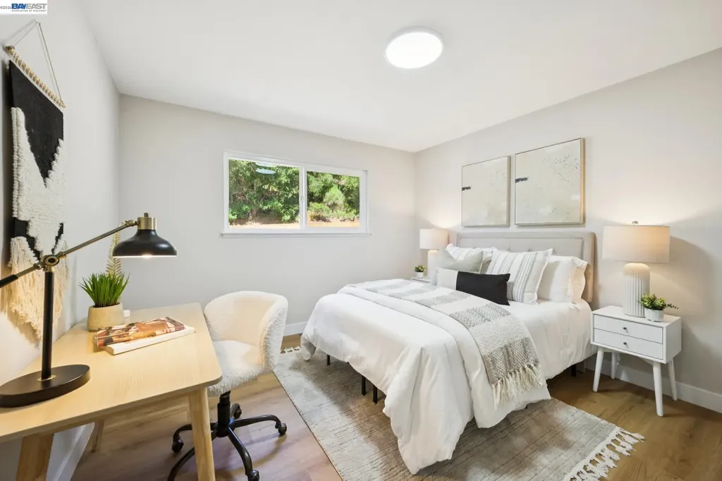 31067 Palomares Road Castro Valley CA 94552