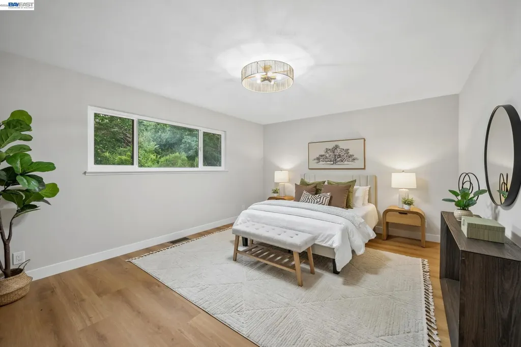 31067 Palomares Road Castro Valley CA 94552