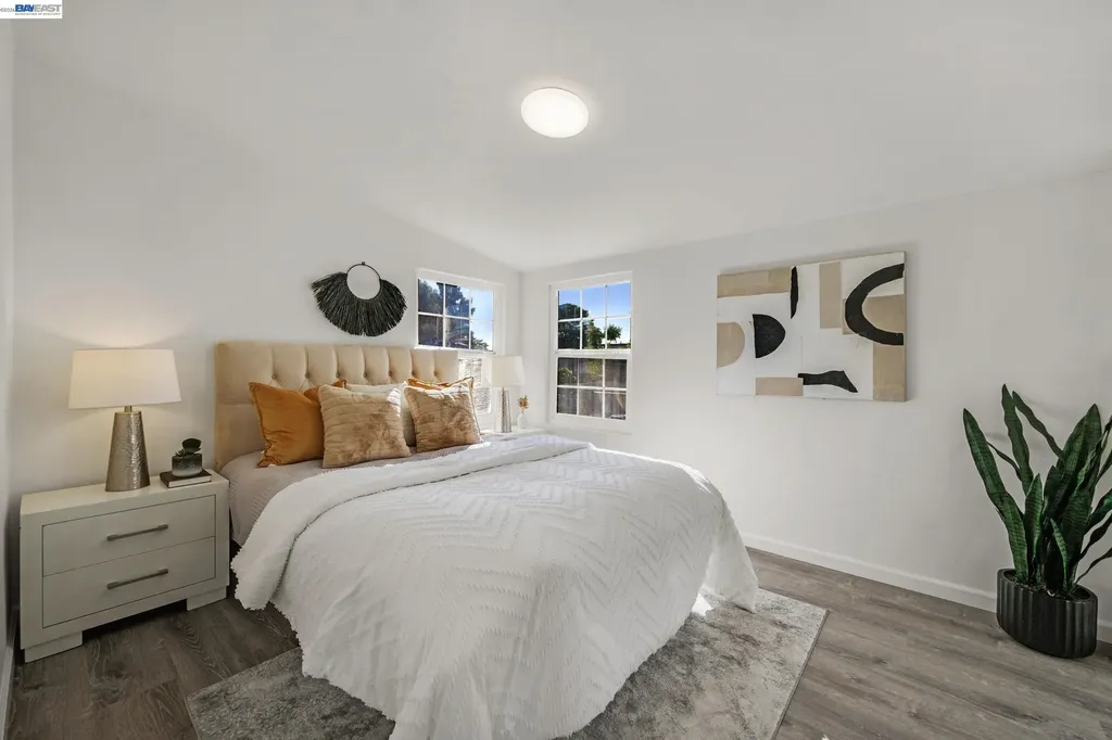 784 Sunset Boulevard Hayward CA 94541
