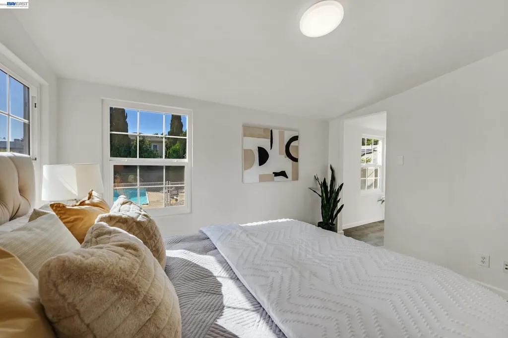 784 Sunset Boulevard Hayward CA 94541