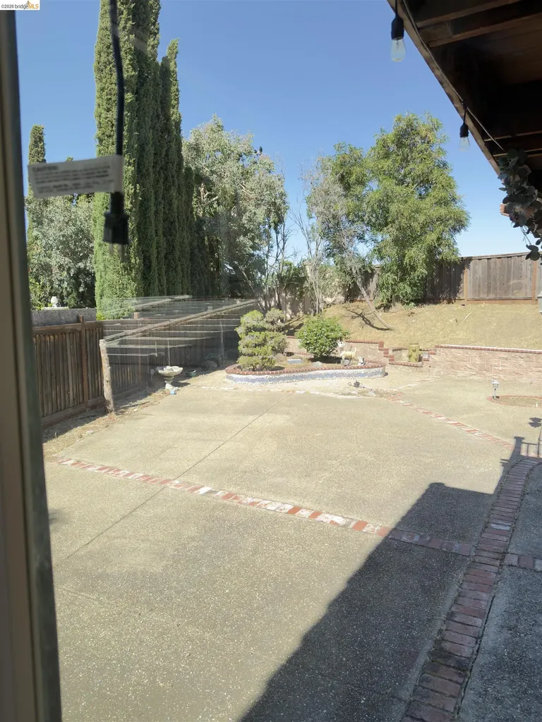 10 Live Oak Pittsburg CA 94565