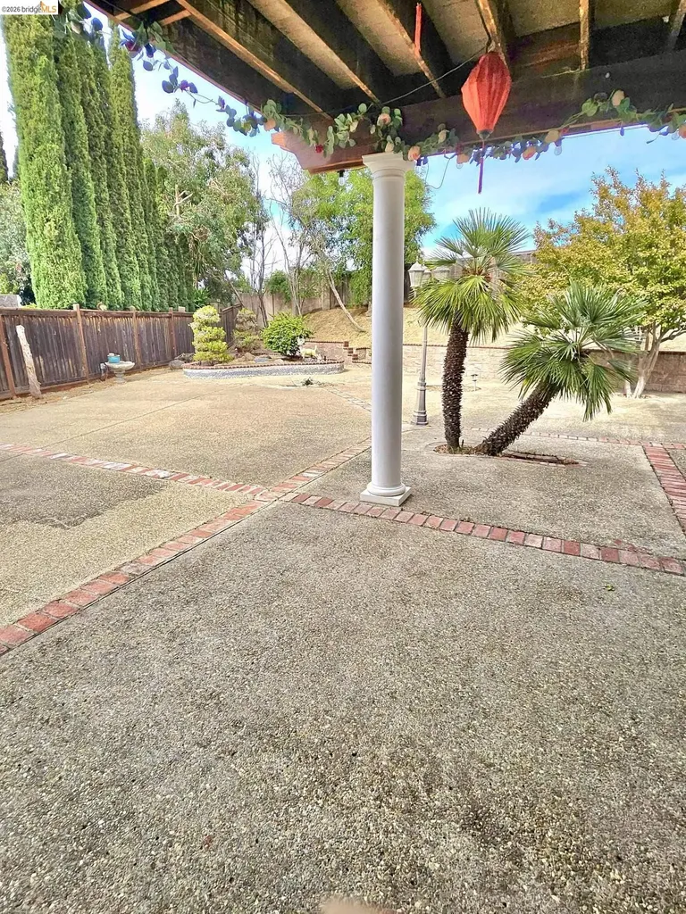 10 Live Oak Pittsburg CA 94565