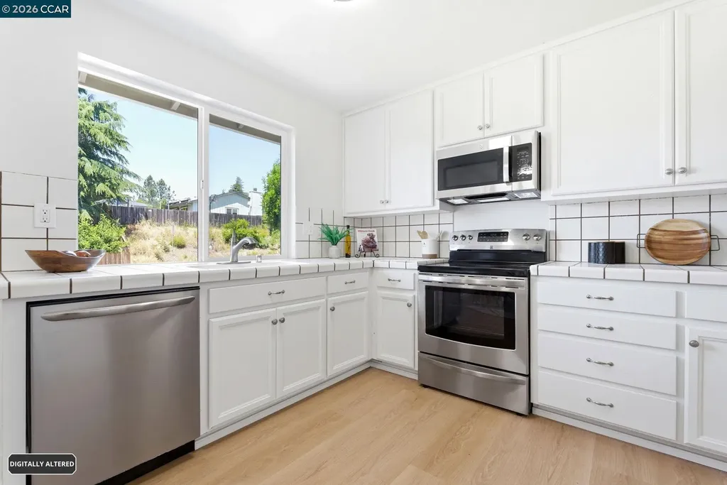 2173 Warwick Drive Benicia CA 94510