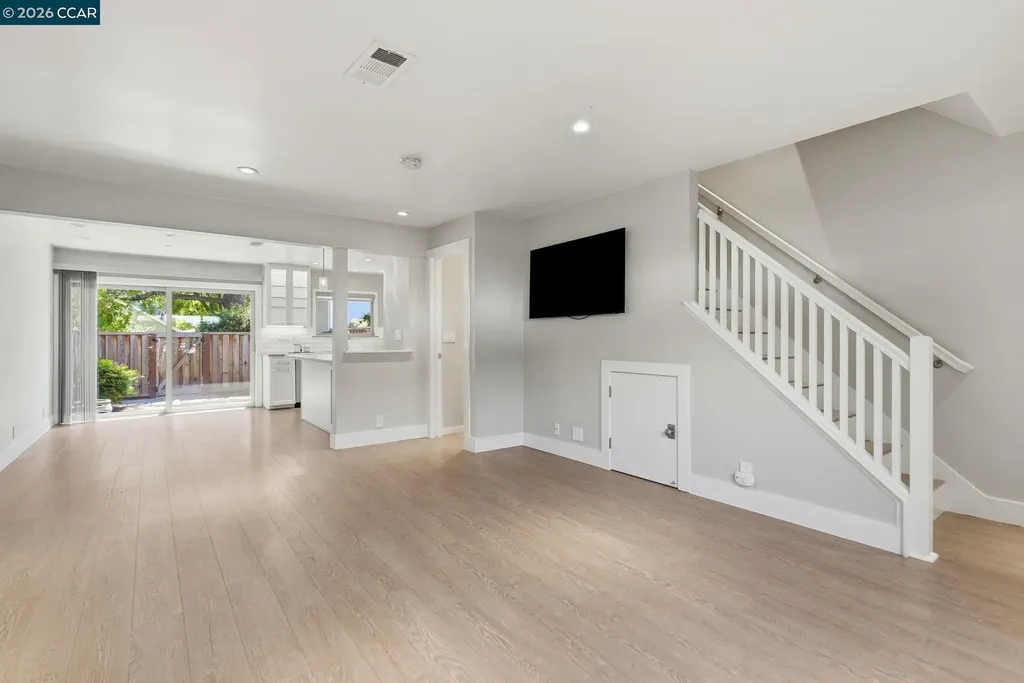 30 Miramonte Drive Moraga CA 94556