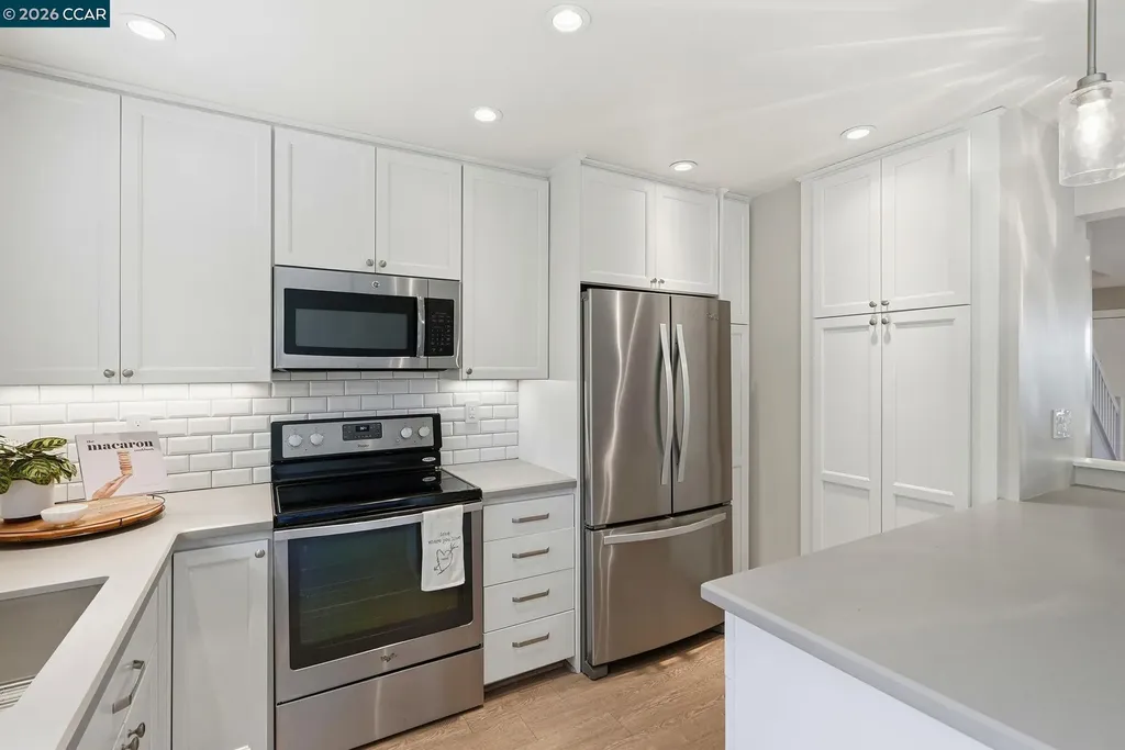 30 Miramonte Drive Moraga CA 94556