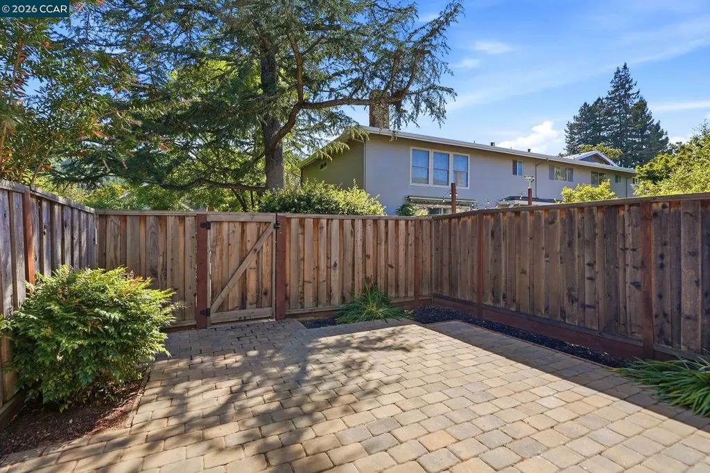 30 Miramonte Drive Moraga CA 94556